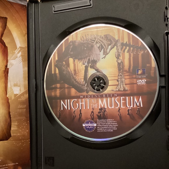 Night at the Museum DVD 2006 Widescreen Ben Stiller Robin Williams - Picture 5 of 5
